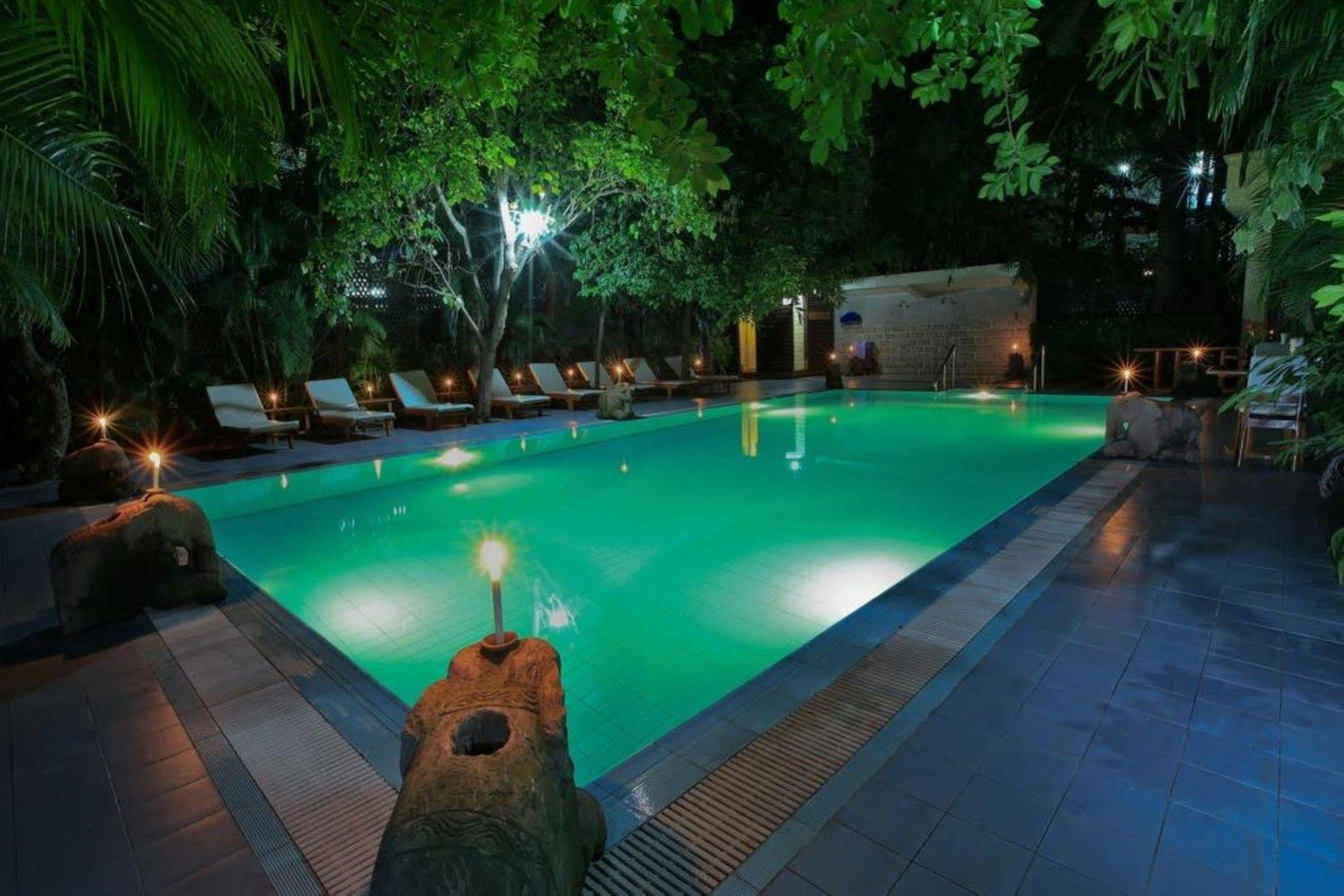 Mandalay City Hotel Exterior foto